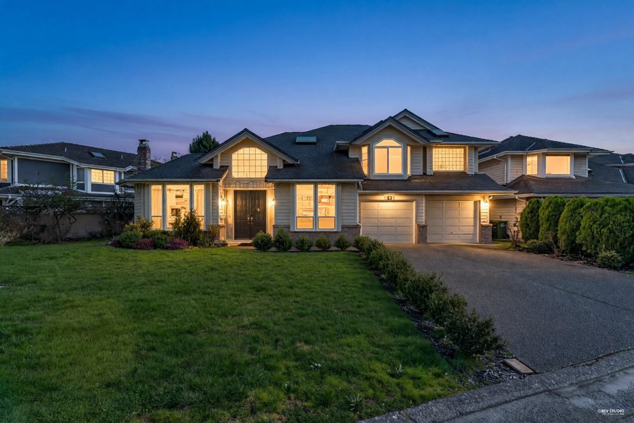 Listing photograph of 3611 Kilby Court